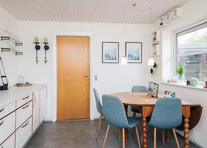 4 Person In Nørre Nebel